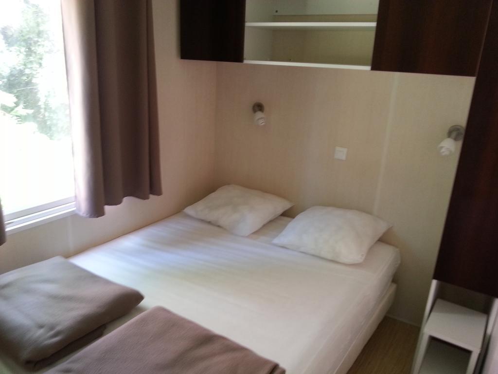 מונטפריון Camping Paradis Bellerive חדר תמונה